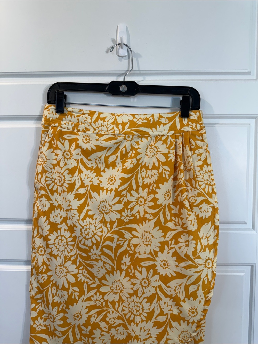 RipSkirt Saffron Sun Length 3 Wrap Skirt Mustard Yellow Cream Floral Print SM - Picture 3 of 5